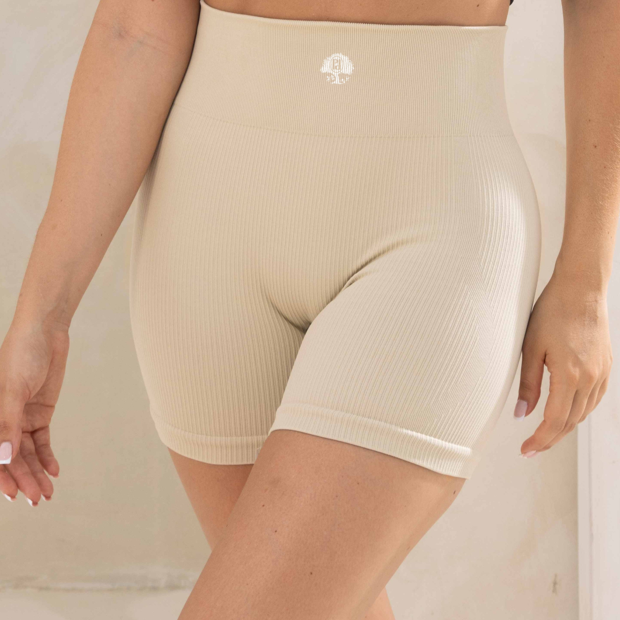 Everyday Seamless Ribbed Shorts